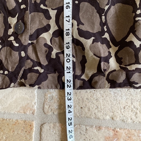 East 5th linen button down blouse. Pebble print, collared Mature brand Size PL - Picture 10 of 10